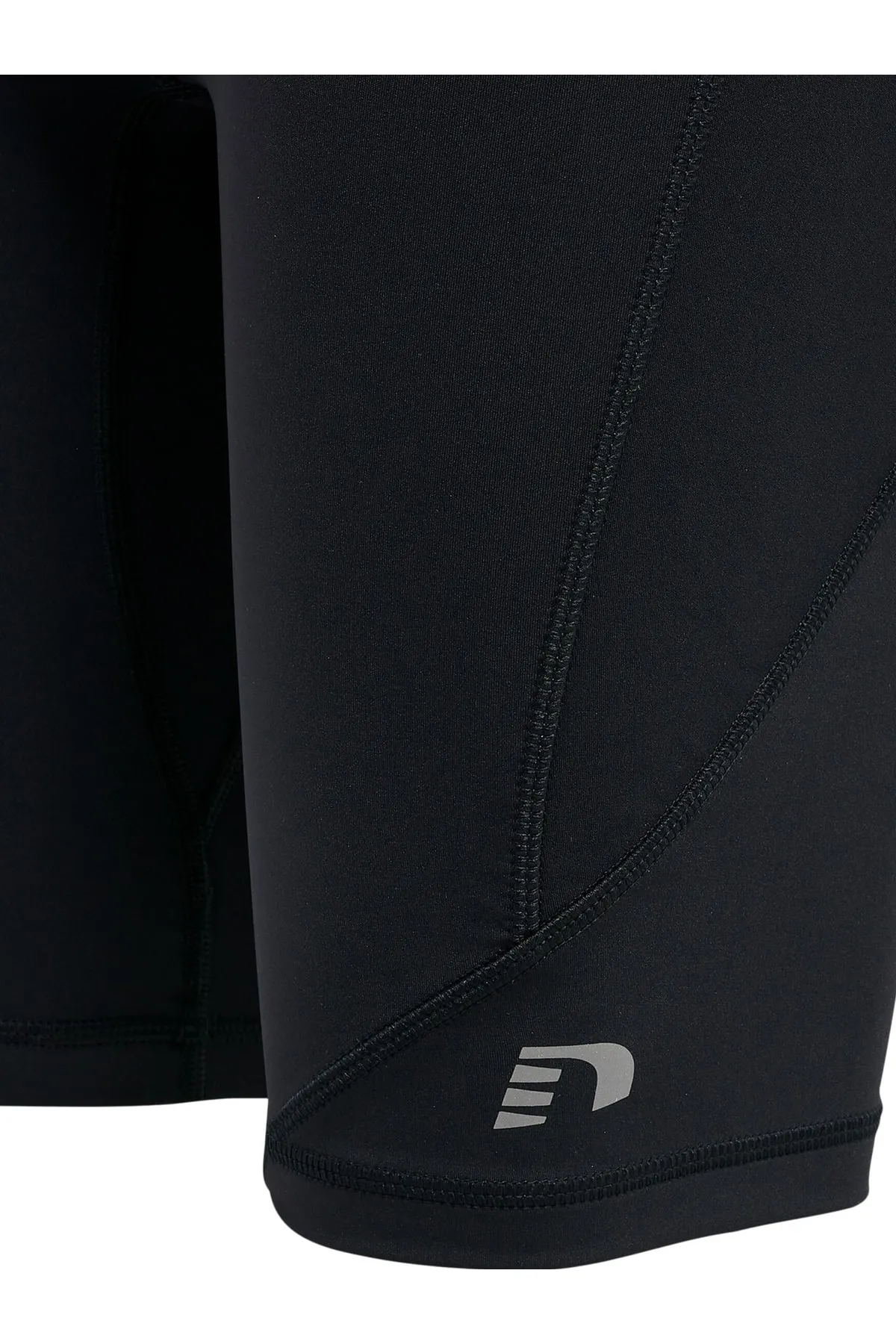 NEWLİNE  Kurze Sporthose - Schwarz - Mittlerer Bund