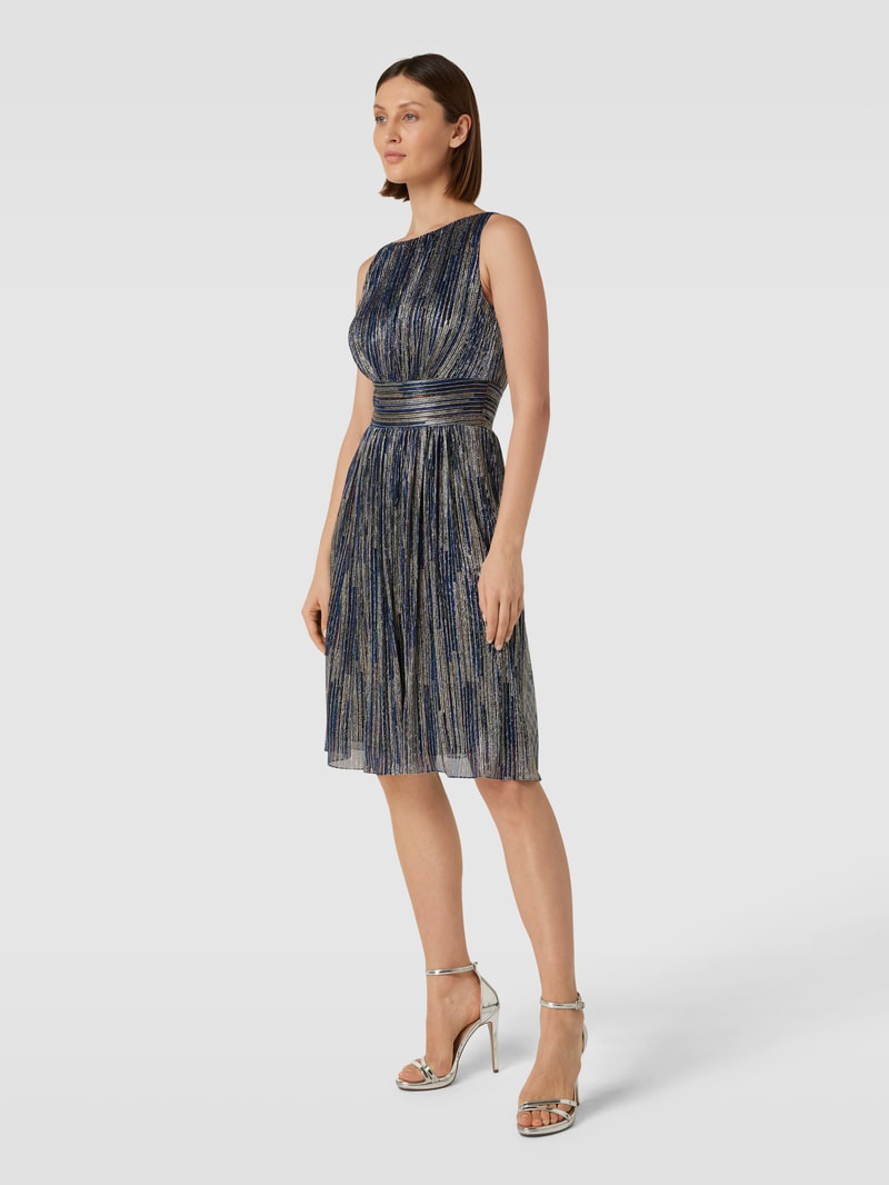 Knielanges Cocktailkleid mit Effektgarn in metallic blau