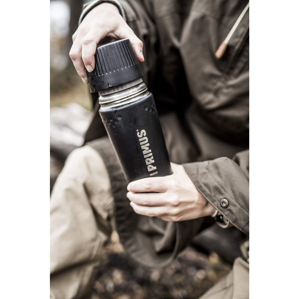 TRAILBREAK VACUUM BOTTLE 0.5LBLACK - Thermokanne