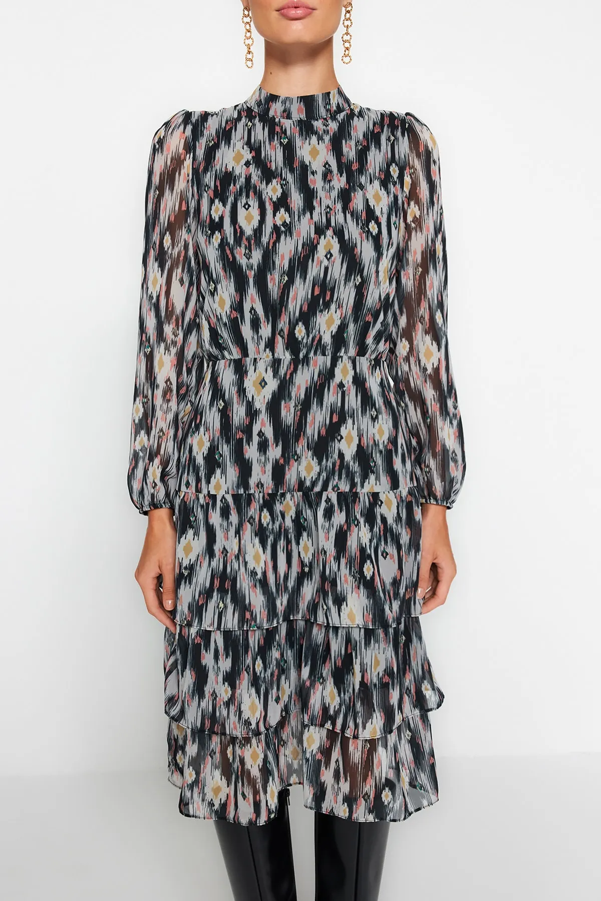 Trendyol Collection  Mehrfarbiges Volant-Webkleid TWOAW21EL0354