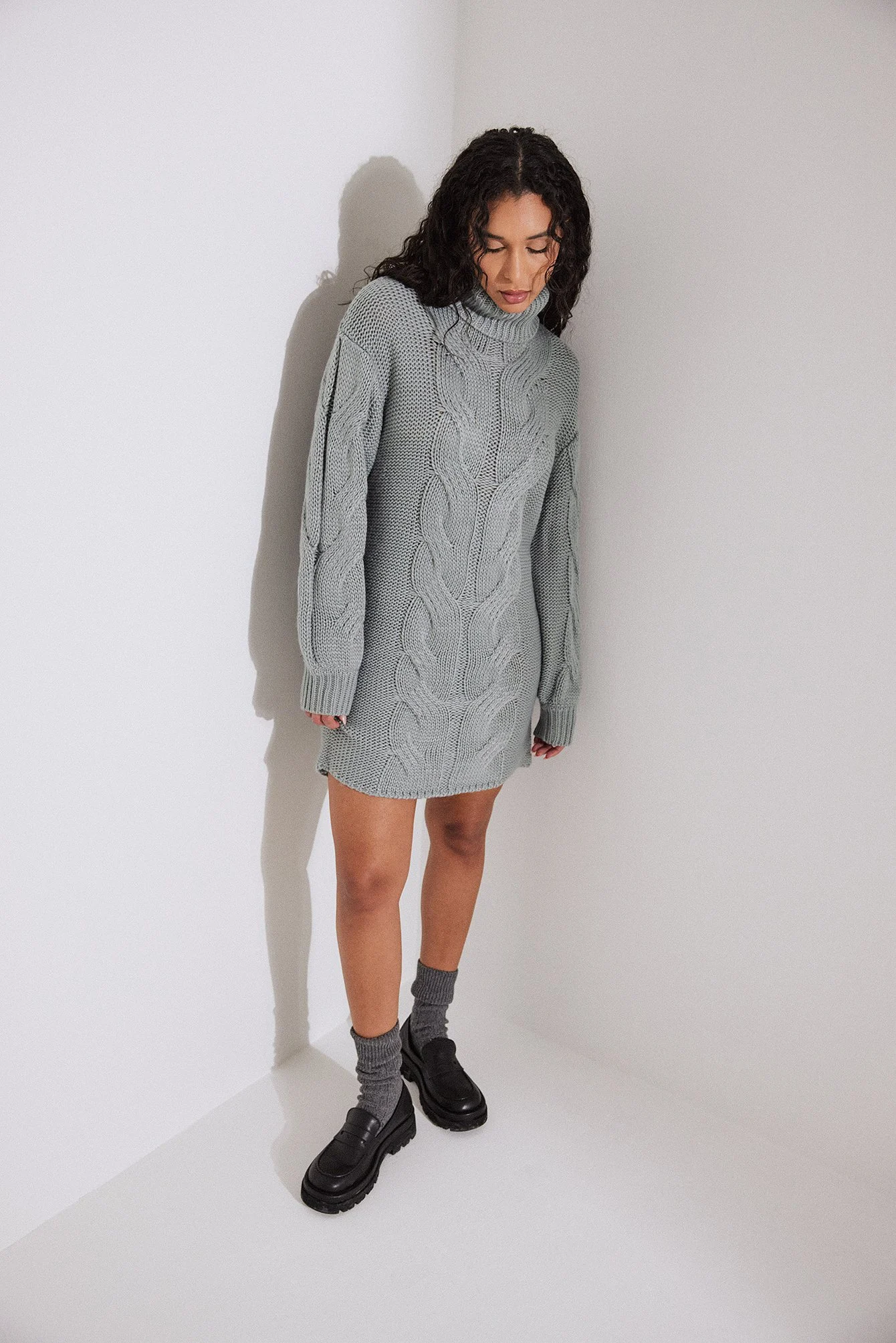 Minikleid mit Zopfmuster