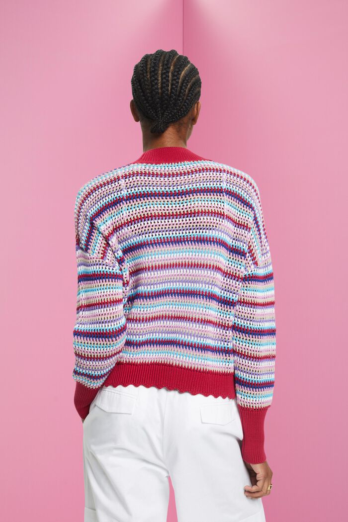 Leicht verkürzter Baumwollpullover aus gestreiftem Mesh