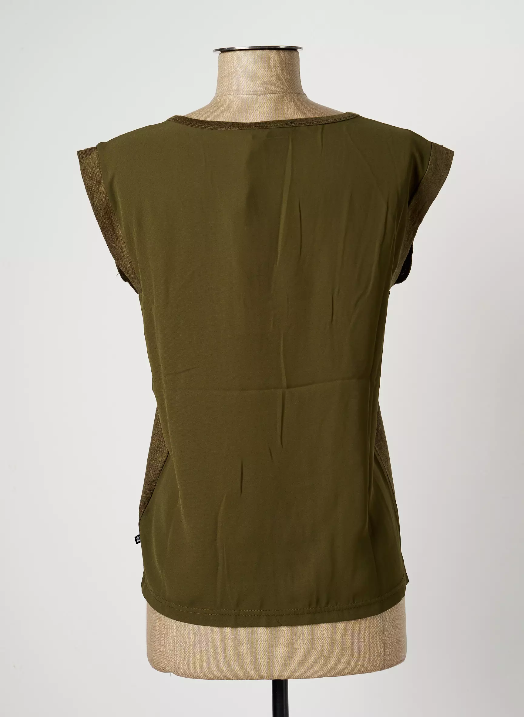 Le Temps Des Cerises Debardeurs Femme couleur vert