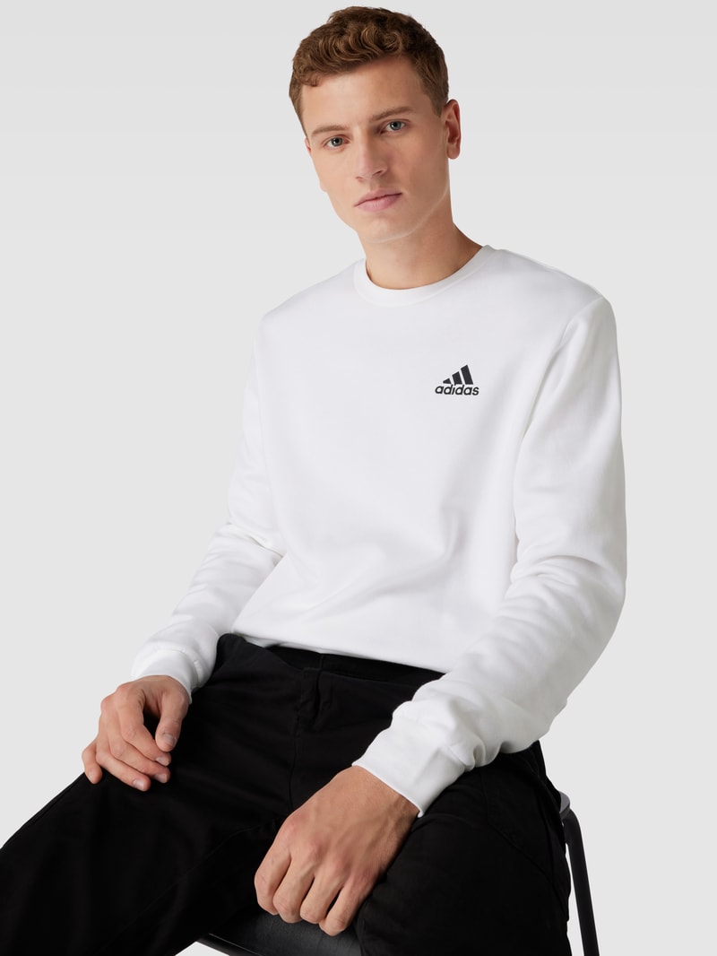 Sweatshirt mit Label-Stitching Modell 'FEELCOZY' in weiß