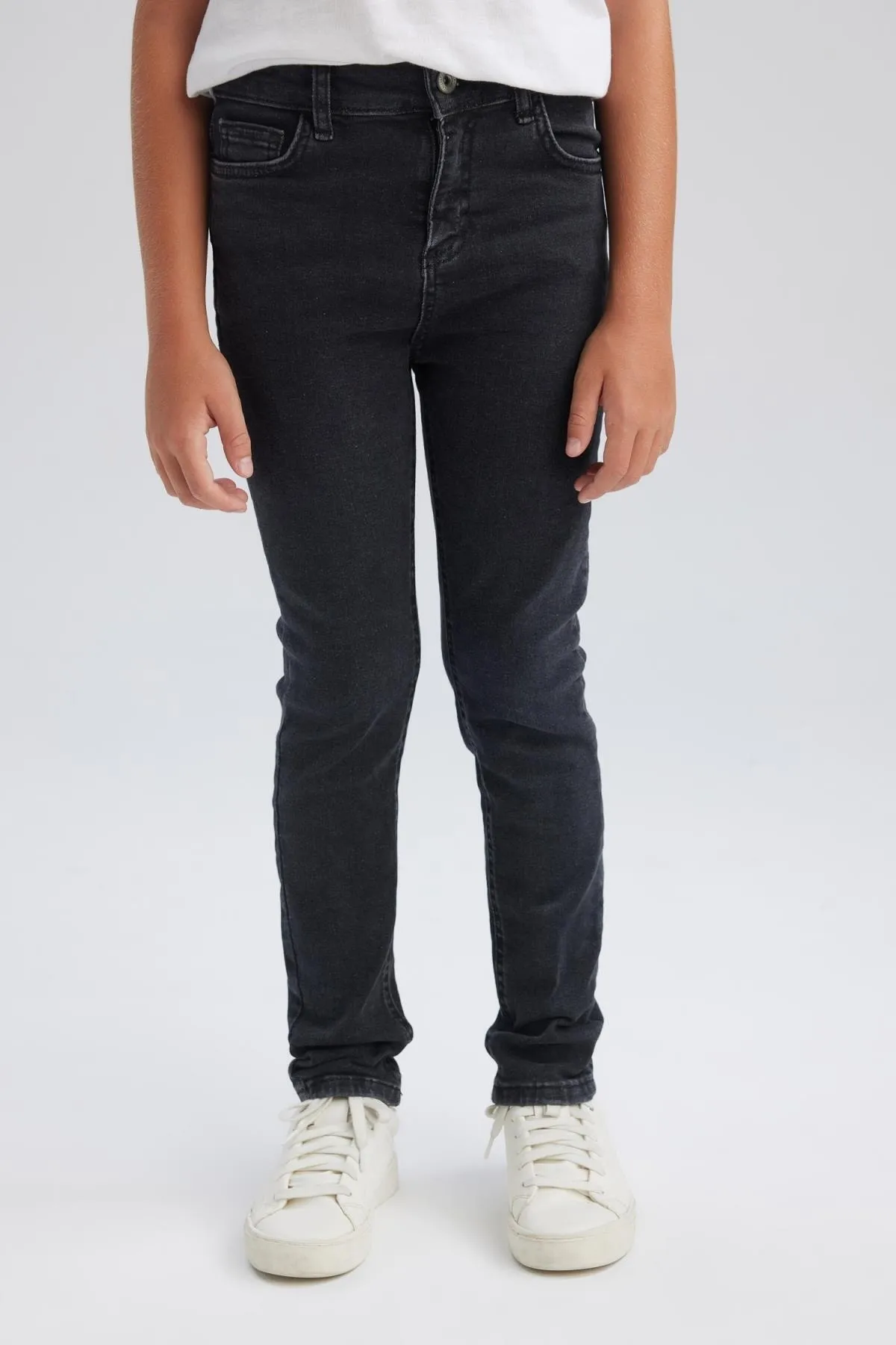 DeFacto  Slim-Fit-Jeanshose für Jungen mit schmalem Bein