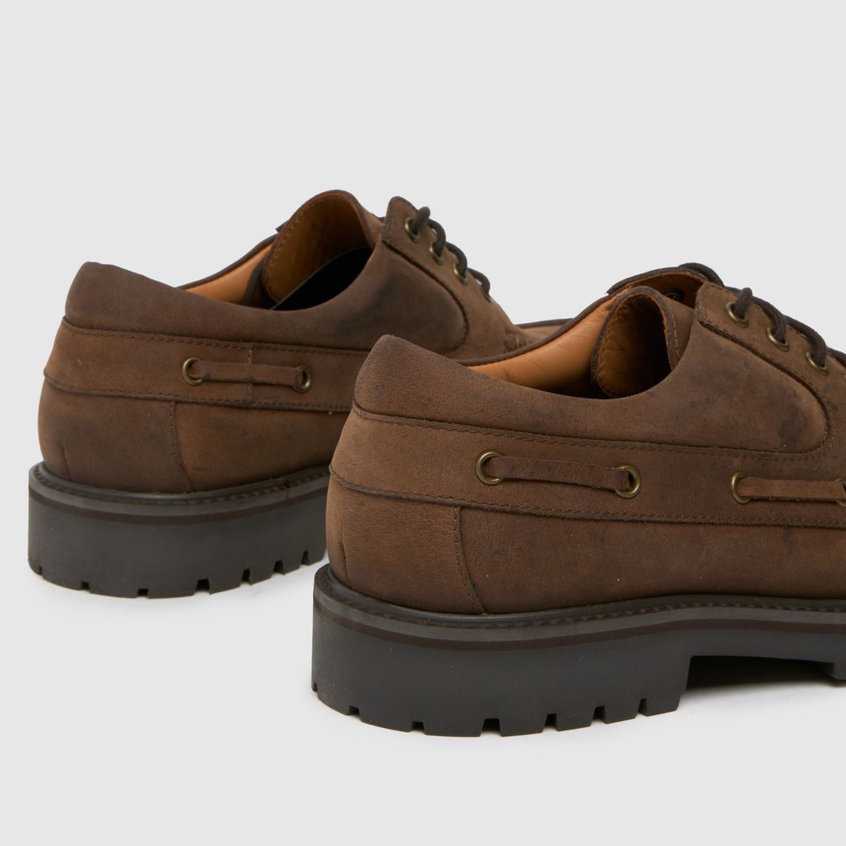 Schuh Patrick bőr fűzős cipő barna színben