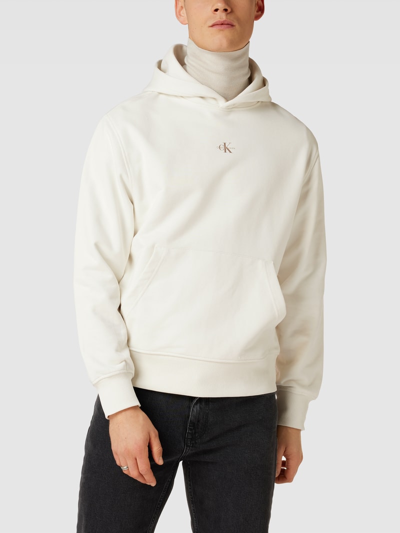 Hoodie mit Label-Print in ecru