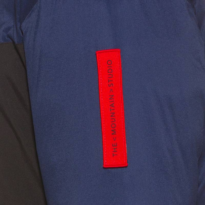 The Mountain Studio D-2 R Daunenjacke