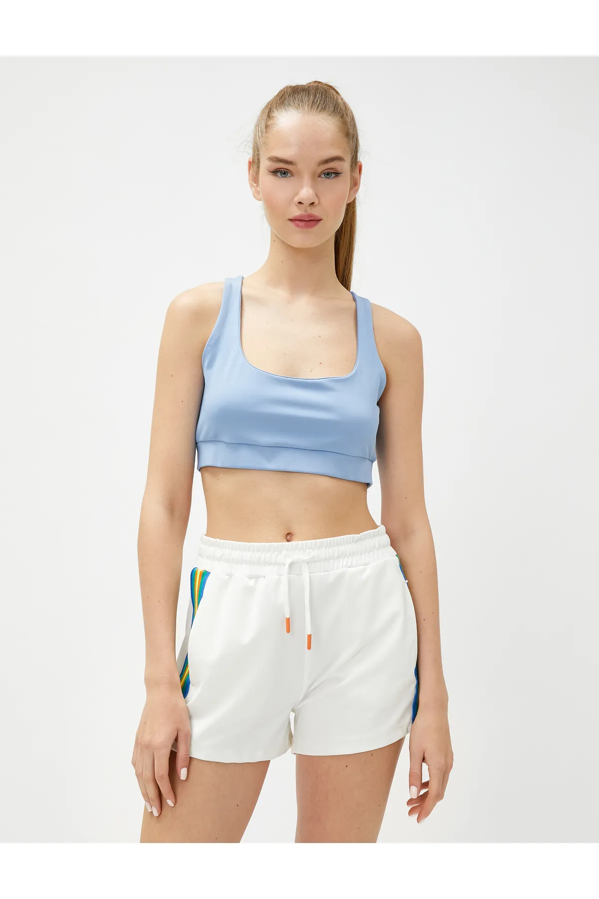Koton  Basic-Sport-BH mit engem U-Ausschnitt und enger Passform