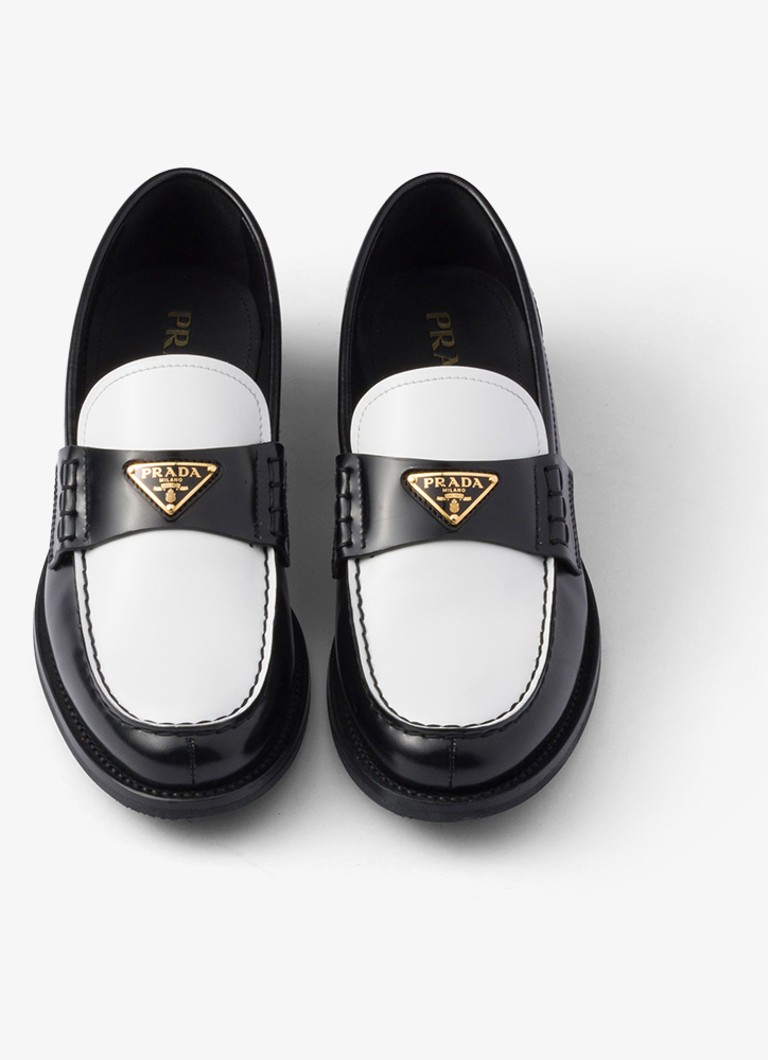 Prada leather loafer with logo