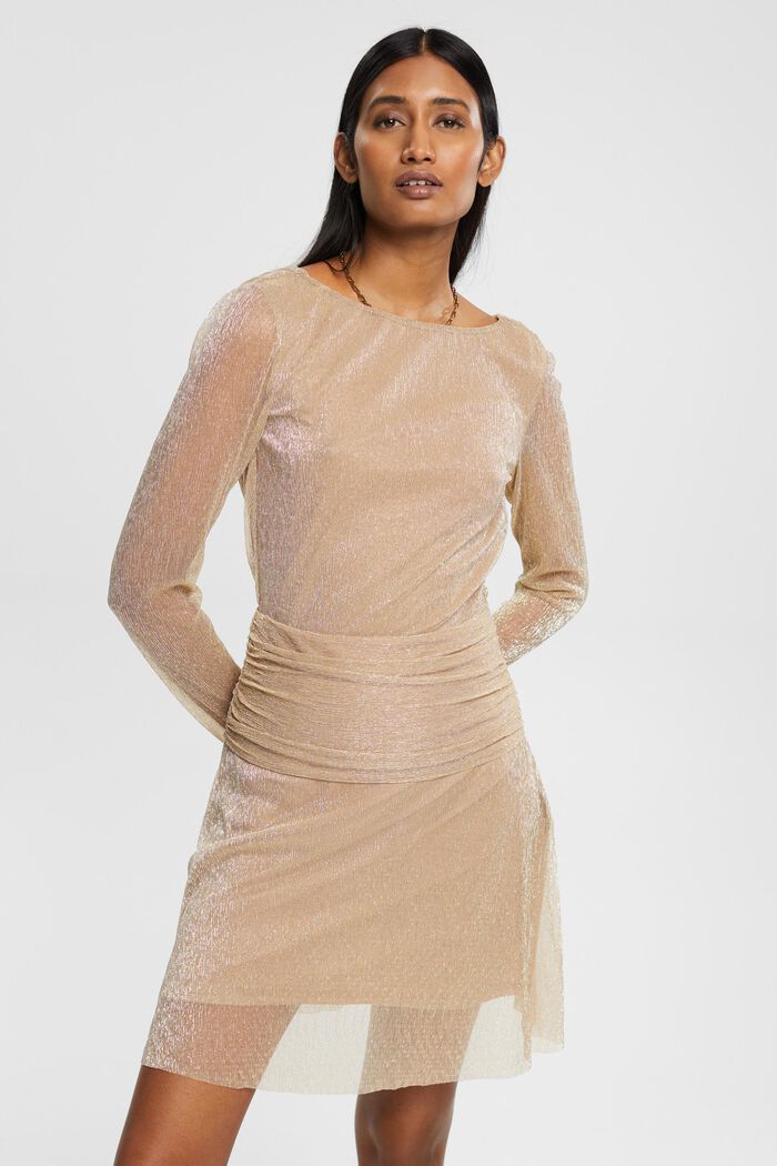 Glitzerndes Meshkleid mit drapierter Taille
