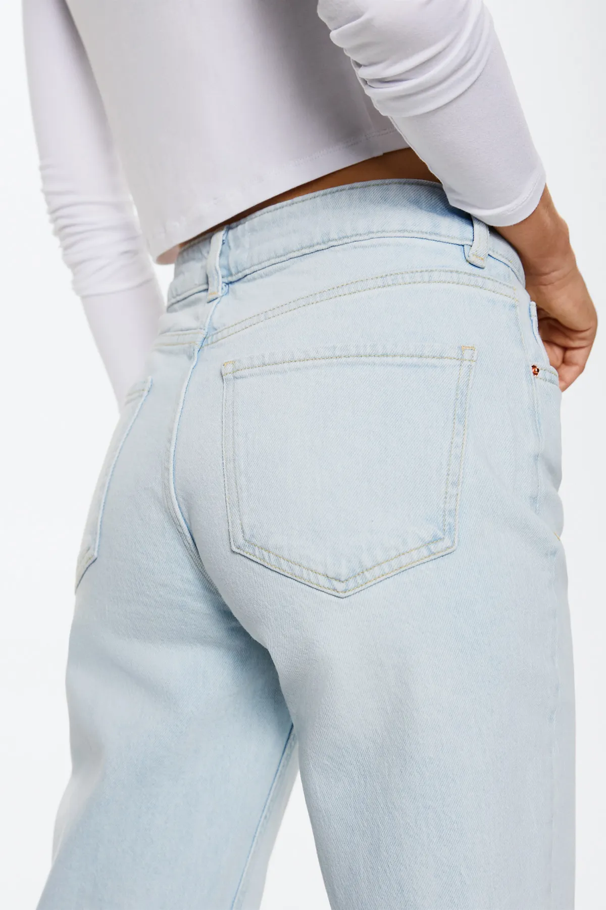 MANGO  Blaue Damenjeans 37002880