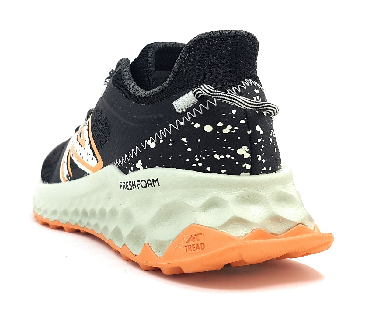 New Balance Fresh Foam Garoe WTGAROC1B Schwarz Black