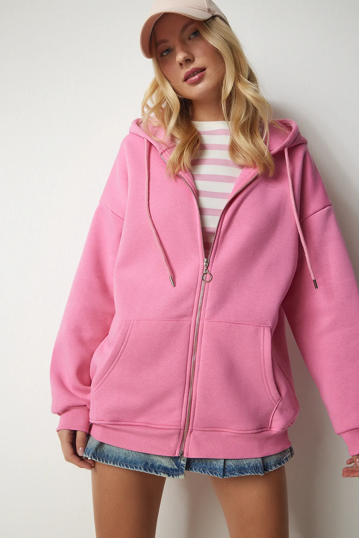 Happiness İstanbul  Rosa Oversize-Sweatshirt mit Kapuze und Reißverschluss für Damen UB00124