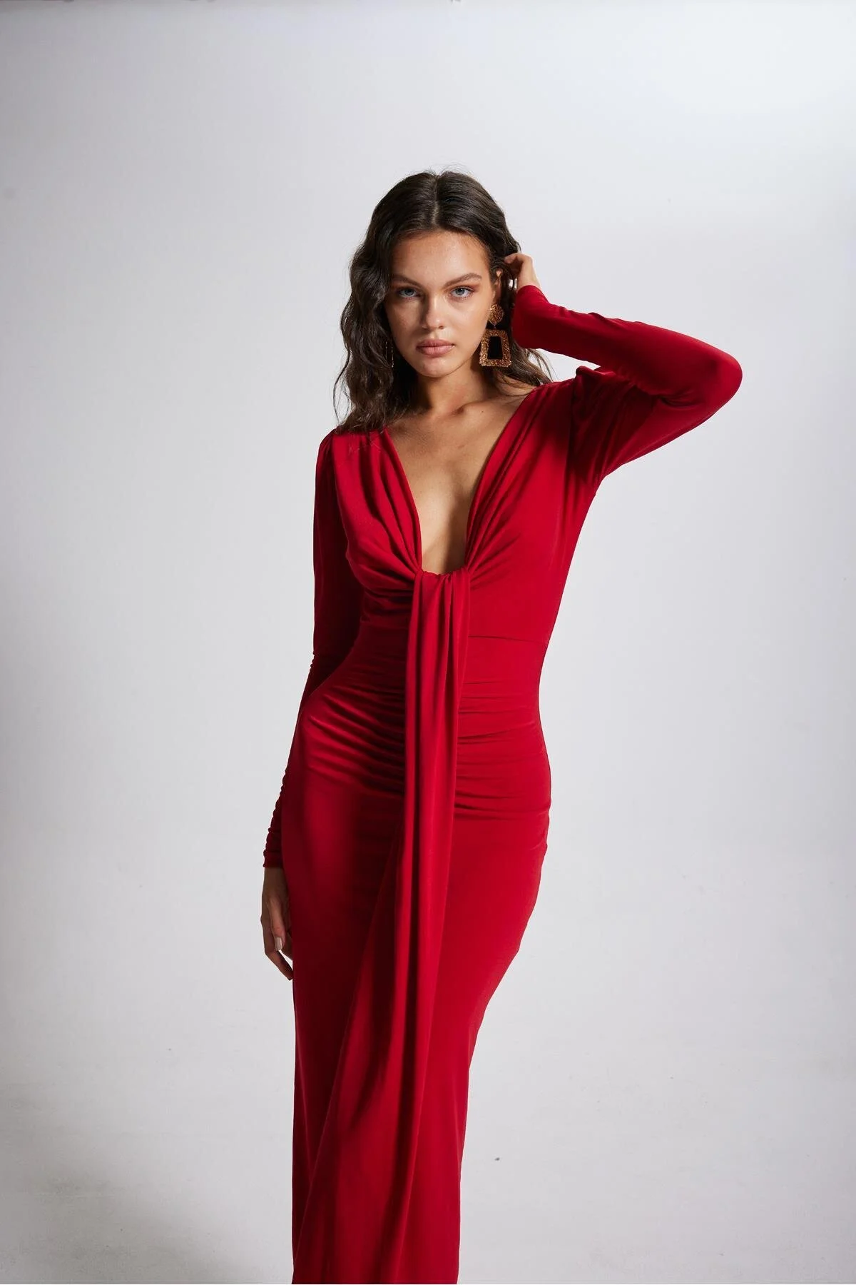 HOLLY LOLLY  Maxi-Moonlight-Kleid mit V-Ausschnitt und Wassermelonenärmeln in Rot