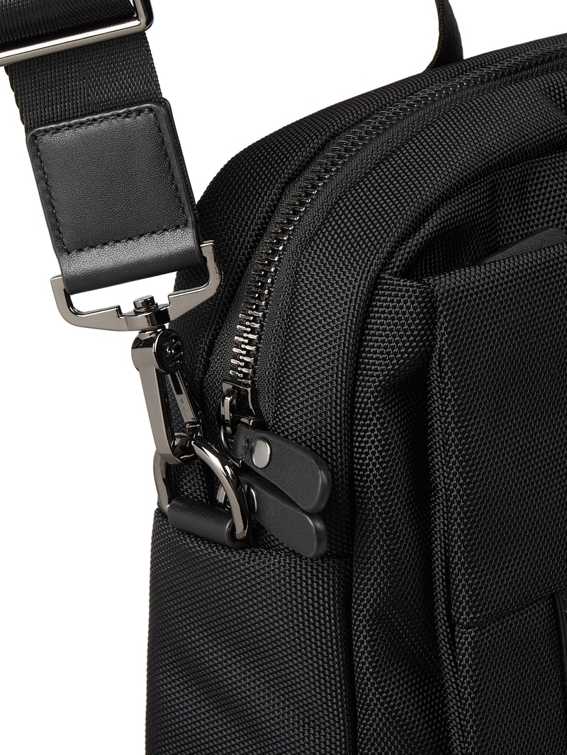 Laptoptasche mit abnehmbarem Schulterriemen in schwarz