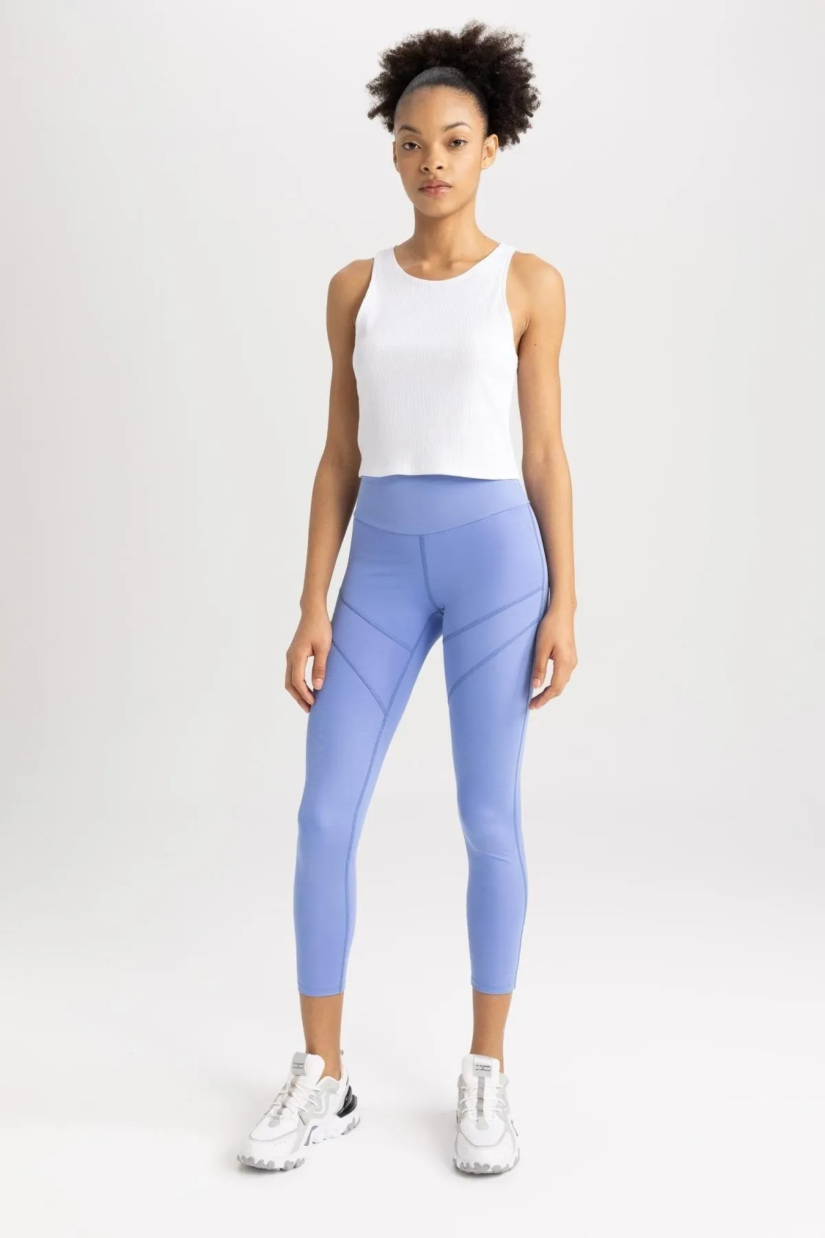 DeFacto  Fit Crop Rundhals Sport-Unterhemd aus Baumwolle A2411ax23sm