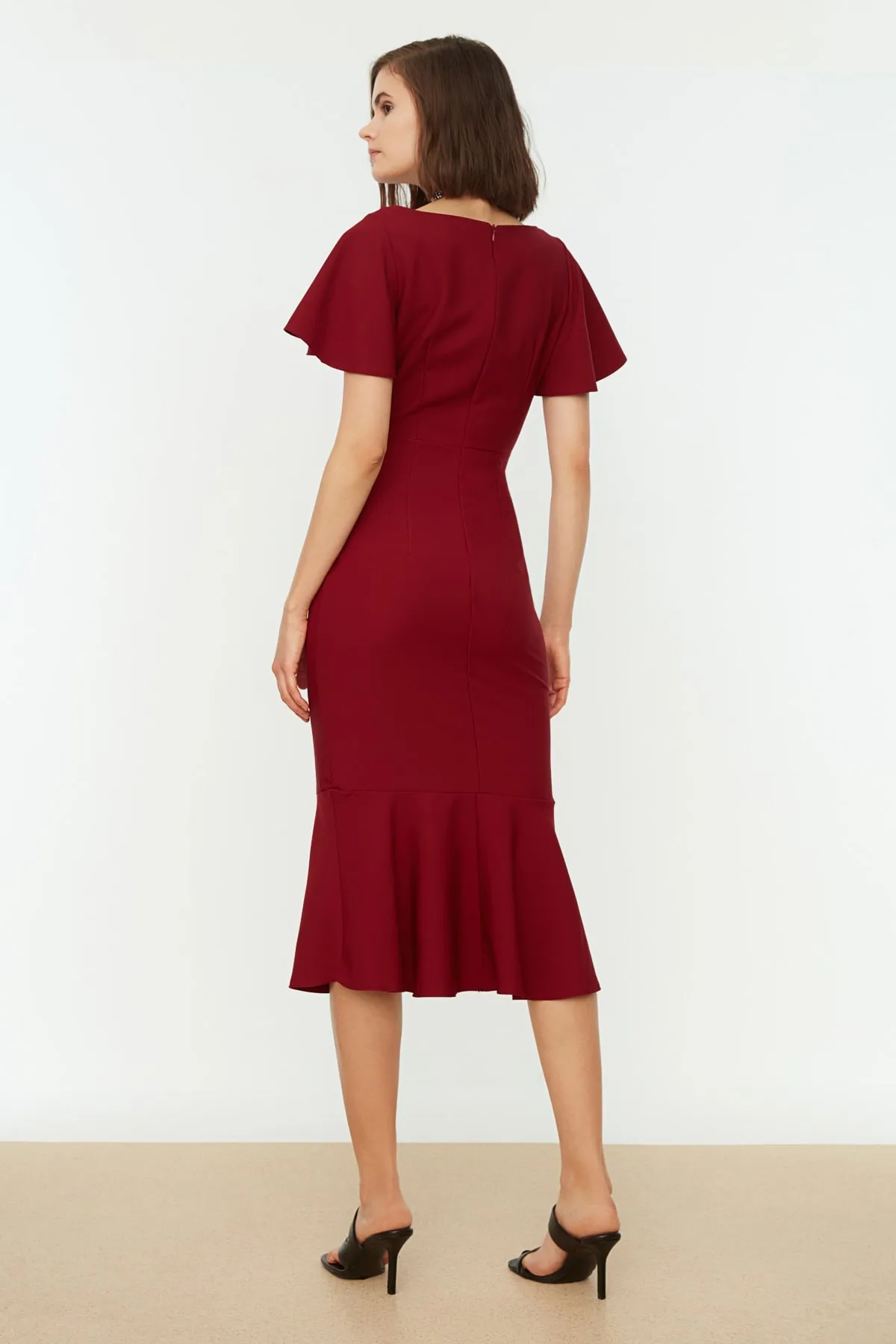 Trendyol Collection  Weinrotes Volant-Midi-Webkleid TWOSS20EL1342