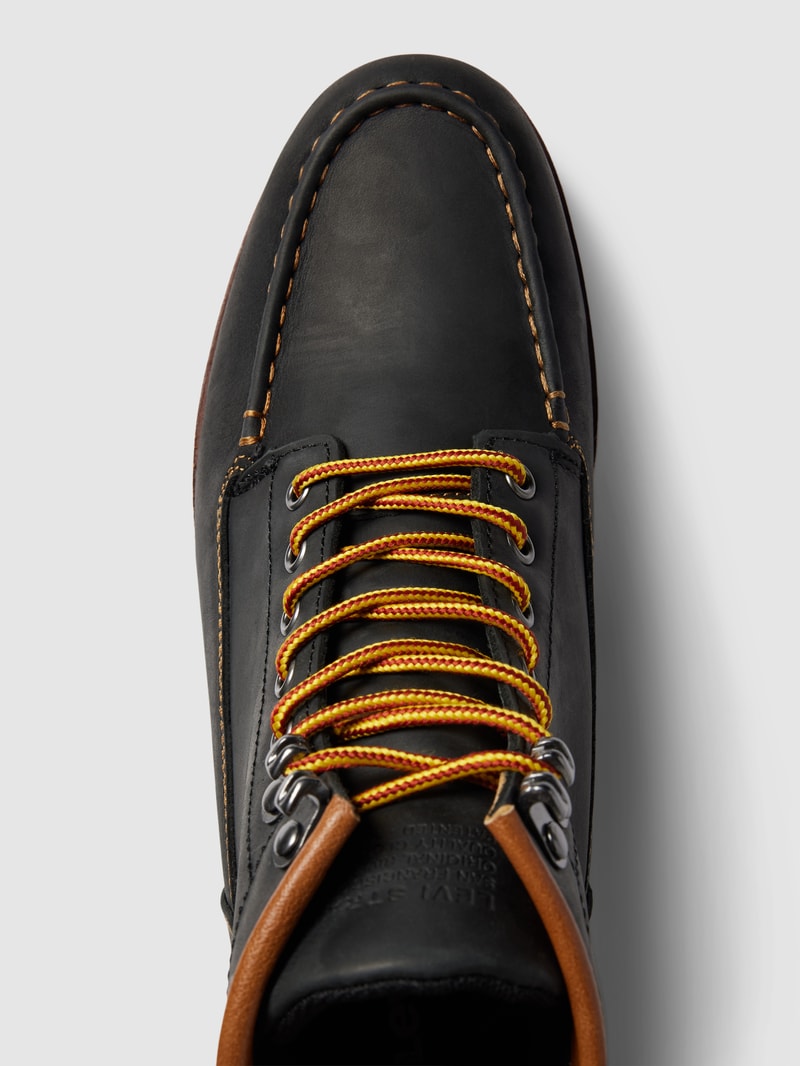 Schnürboots mit Kontrastnähten Modell 'DARROW' in schwarz