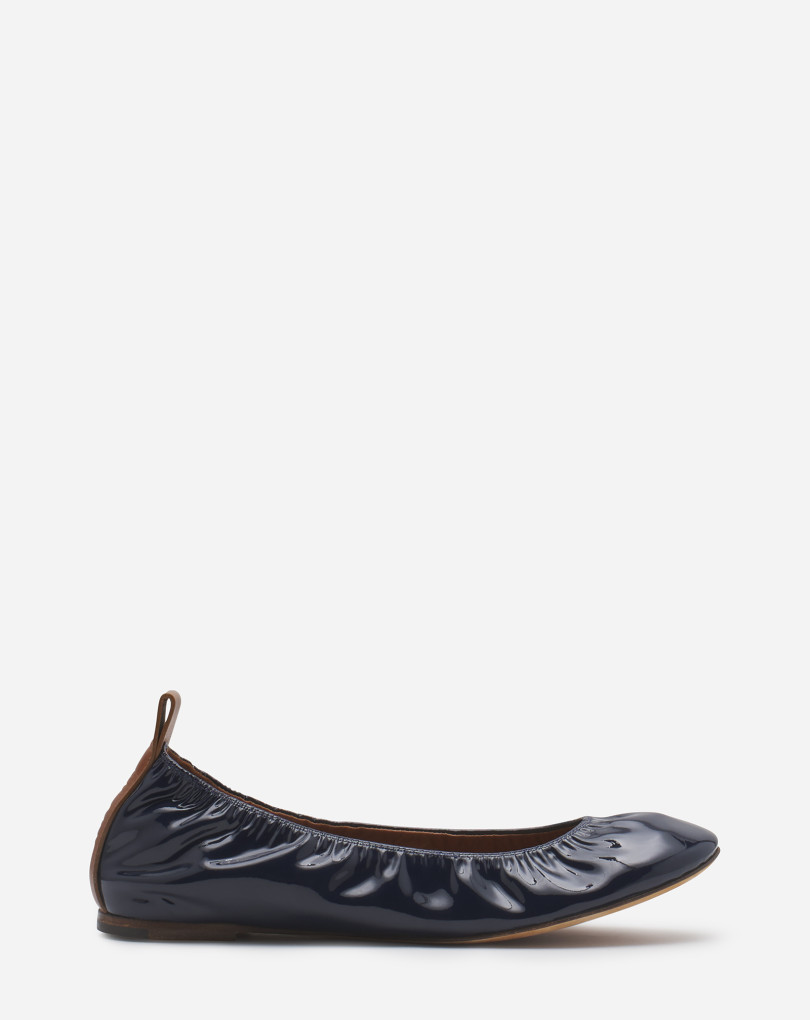 LA BALLERINE EN CUIR BRILLANT