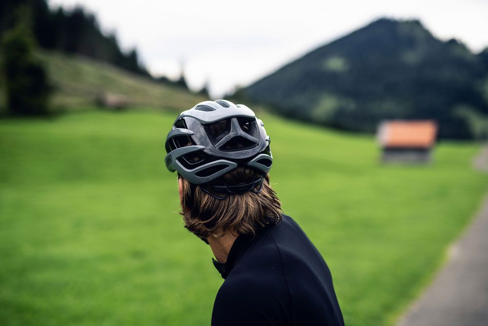 Abus AirBreaker - Rennradhelm kaufen | Bike-Discount