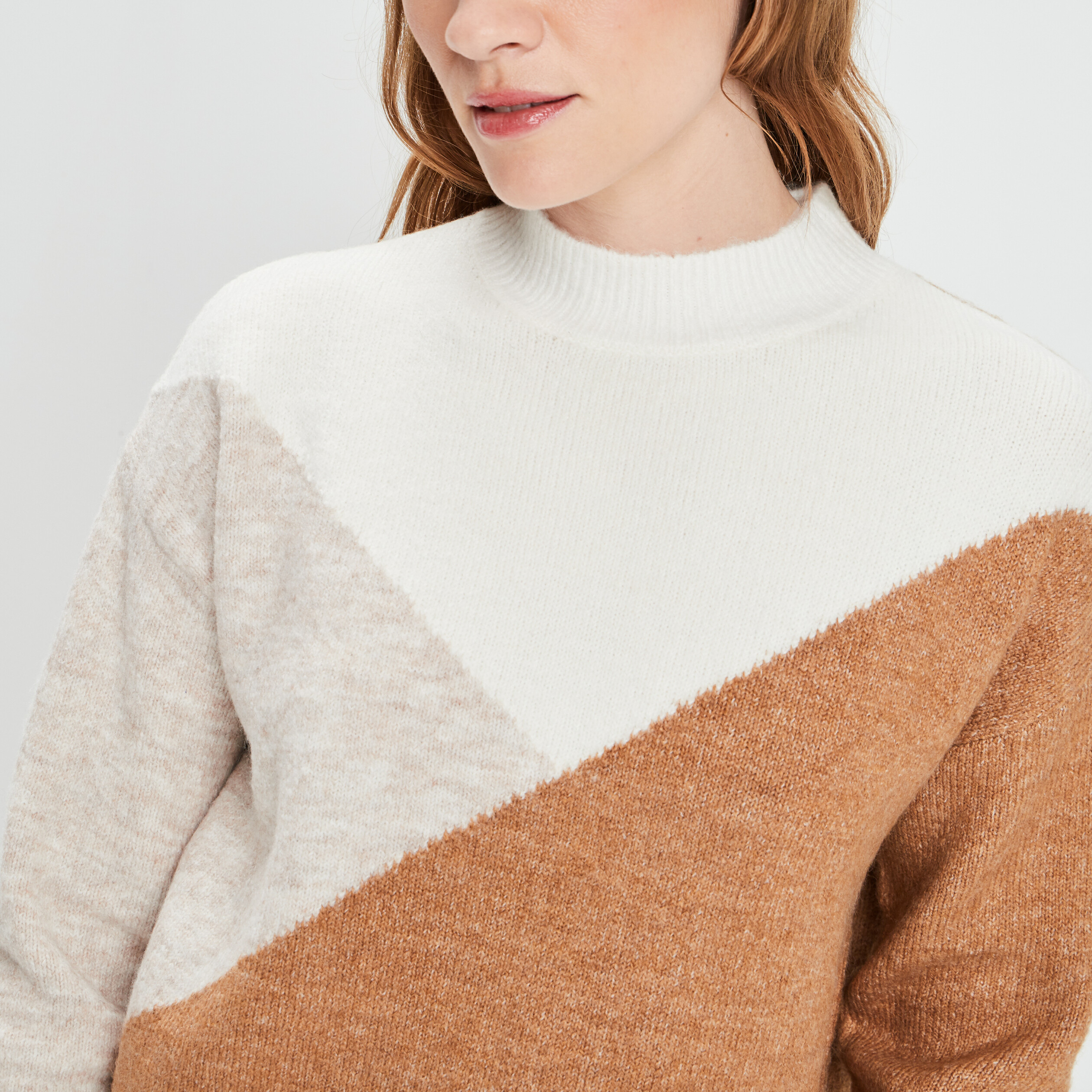 Pull avec col montant sable femme | La Halle