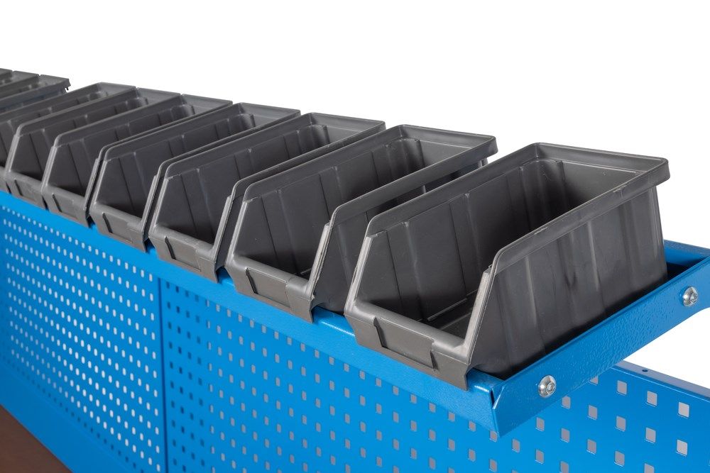 Banco da lavoro Huvema K3260 con 5 cassetti, piano di lavoro in MDF, parete portautensili e contenitori.