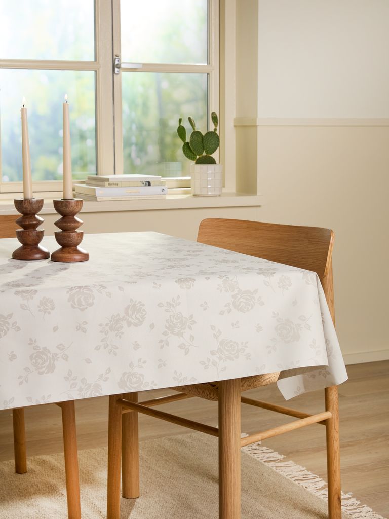 SMULTRON Vokset stoff SMULTRON B135cm Beige