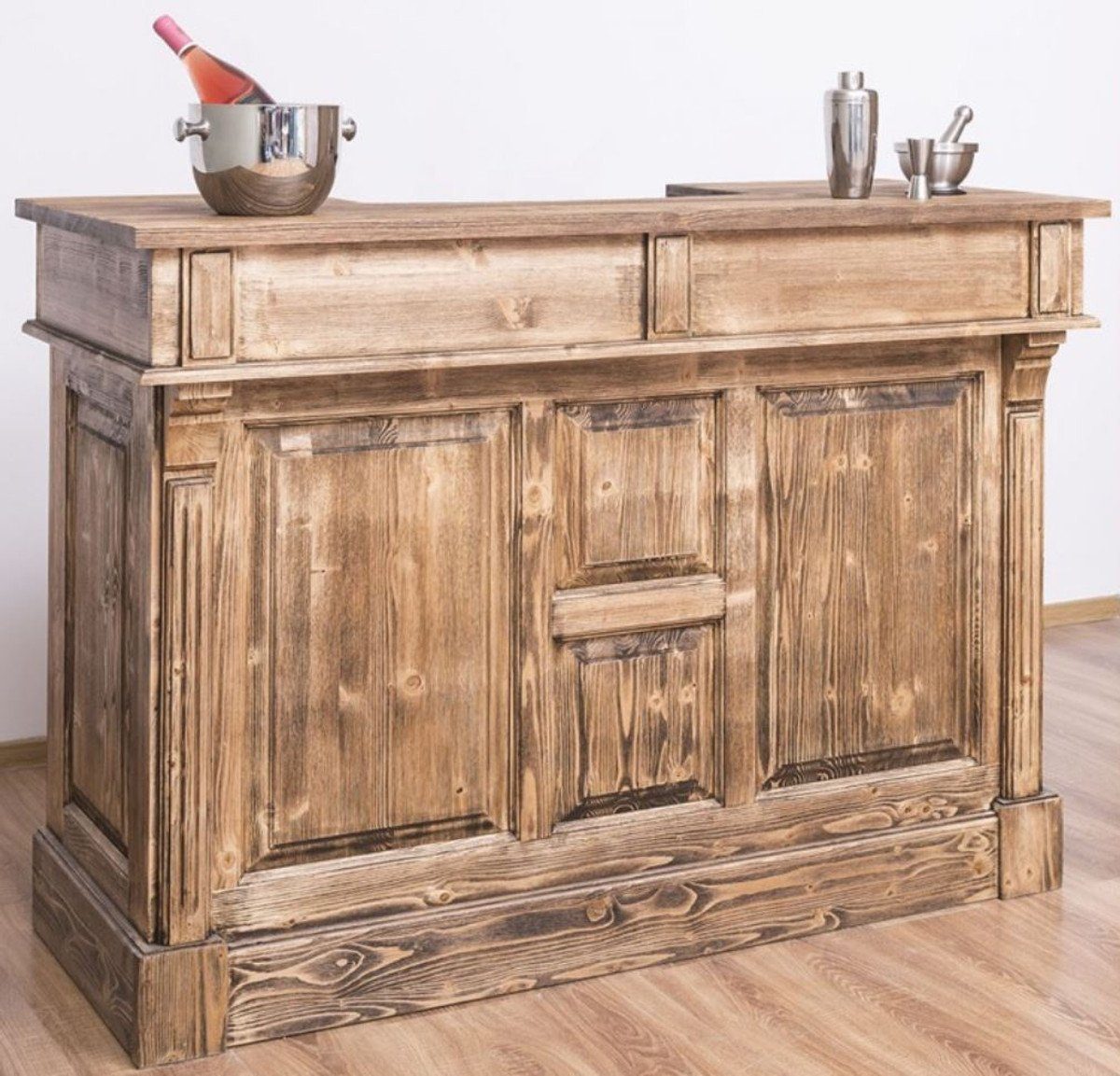 Casa Padrino Barschrank Landhausstil Theke Braun 150 x 65 x H. 107 cm - Massivholz Thekentisch mit Tür und 2 Schubladen - Barmöbel im Landhausstil