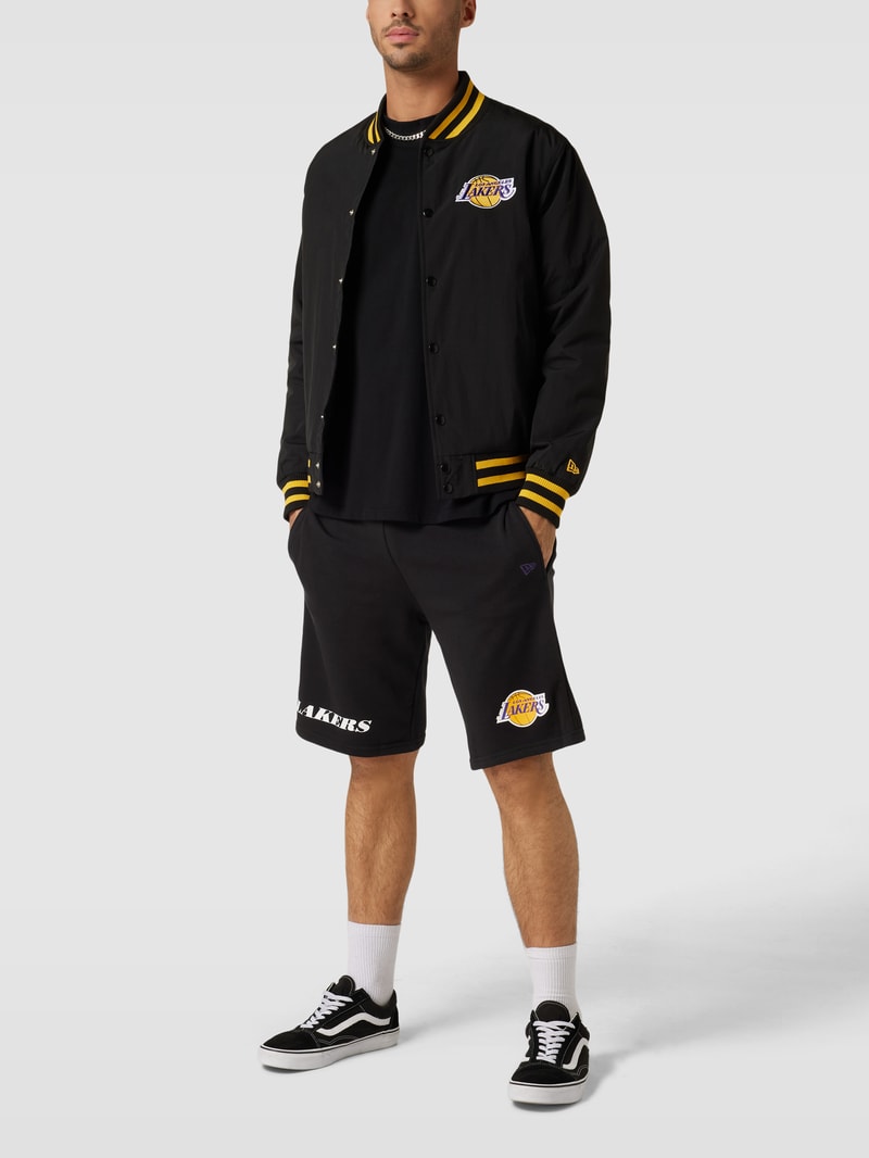 Shorts mit Prints Modell 'NBA WORDMARK' in schwarz