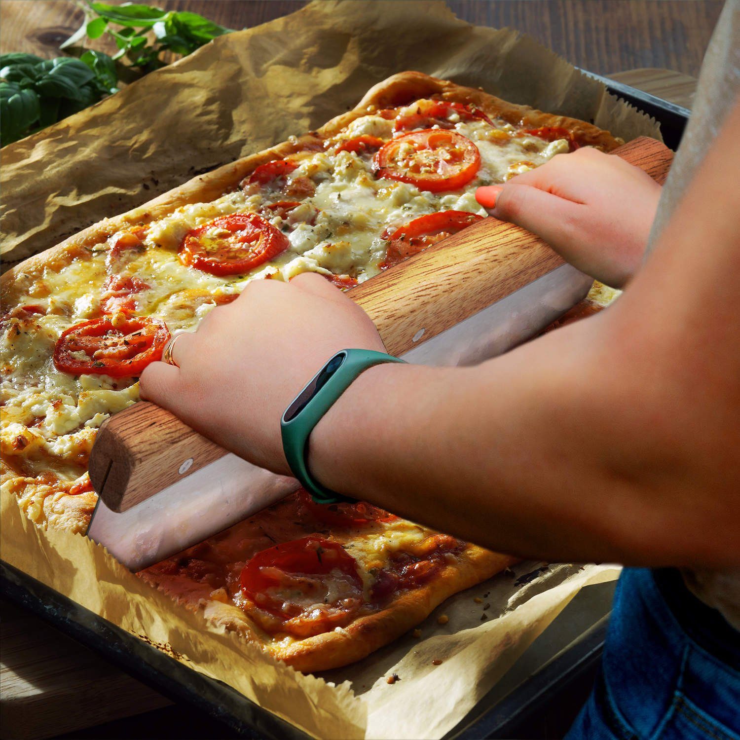 Dimono Pizzamesser Profi Pizzaschneider Wiegemesser Kräuter-Schneider Cutter mit Holz-Griff