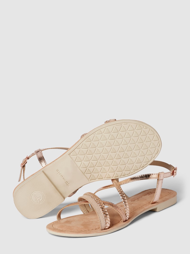Sandalen im Metallic-Look in rose gold