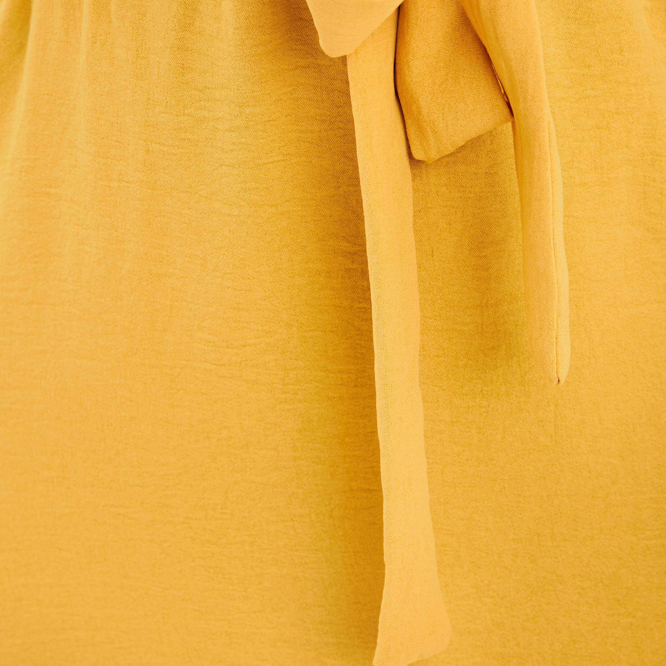 Robe cache-coeur évasée ceinturée jaune moutarde femme | La Halle