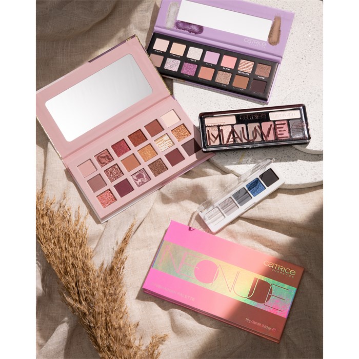 Daring Nude Eyeshadow Palette