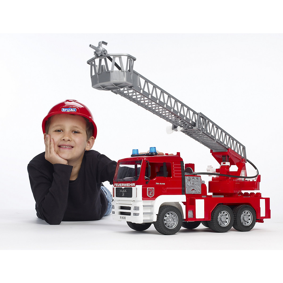 BRUDER 02771 TPS MAN Feuerwehr m. Drehleiter, Licht und Sound