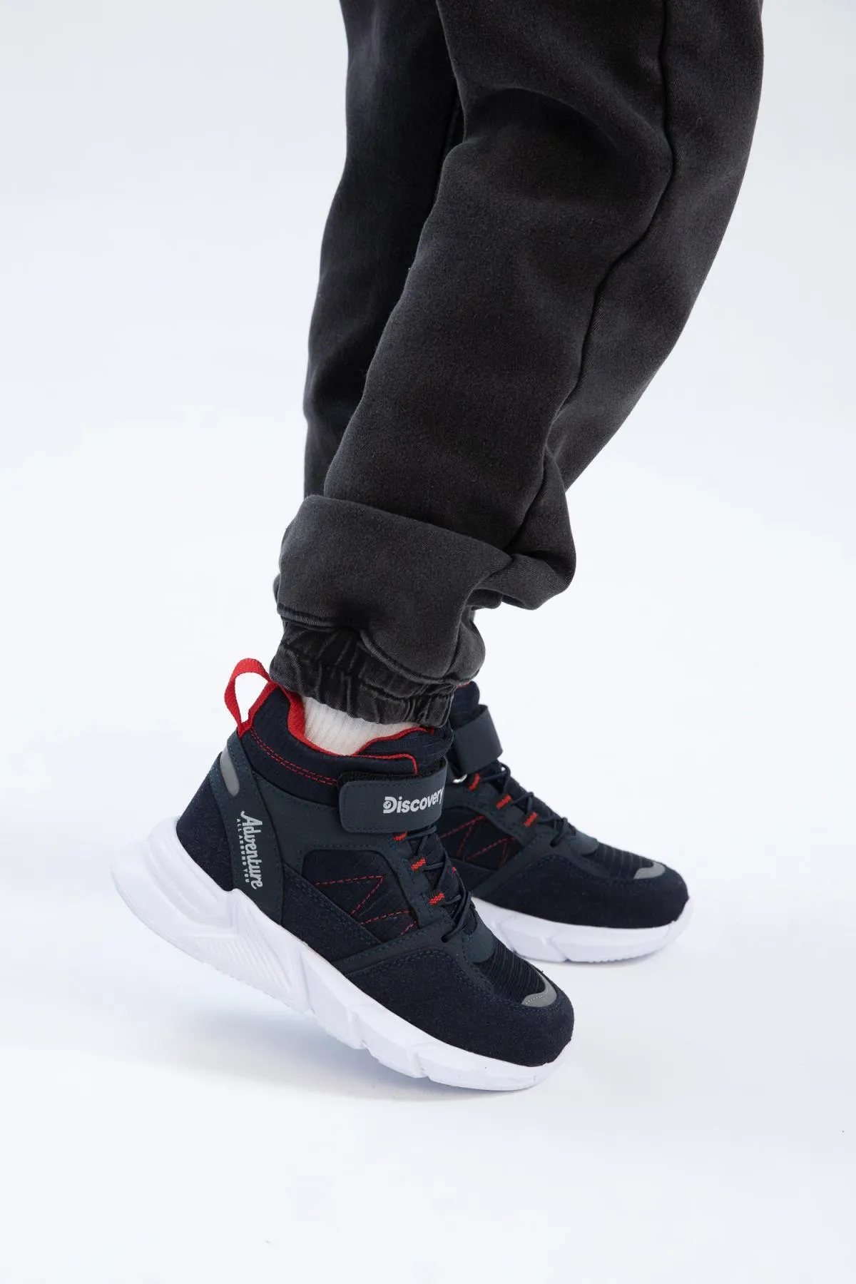 DeFacto  Jungen-Stiefel „Discover“ aus Kunstleder mit einem Riemen und hoher Sohle