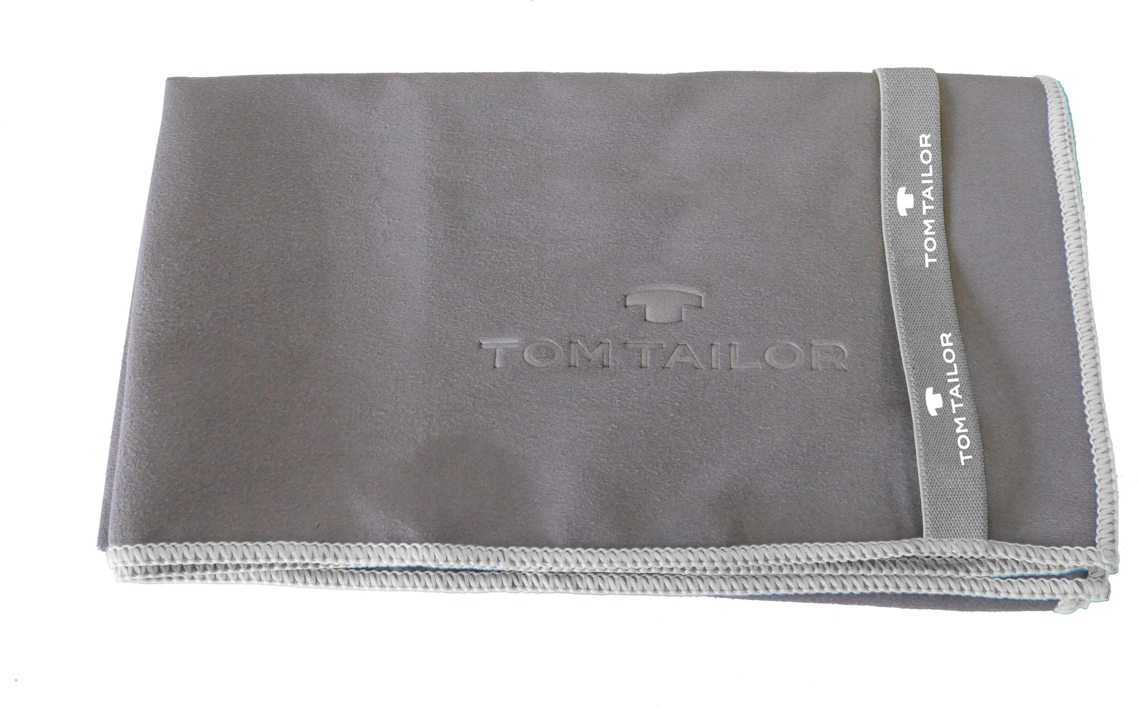 Wendebettwäsche Henry in Gr. 135x200 oder 155x220 cm, TOM TAILOR HOME, Renforcé, 2 teilig, Bettwäsche aus Baumwolle, mit GRATIS-Zugabe: Sporthandtuch