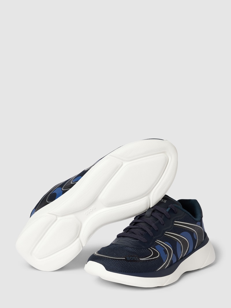 Sneaker mit Kontrastbesatz in dunkelblau