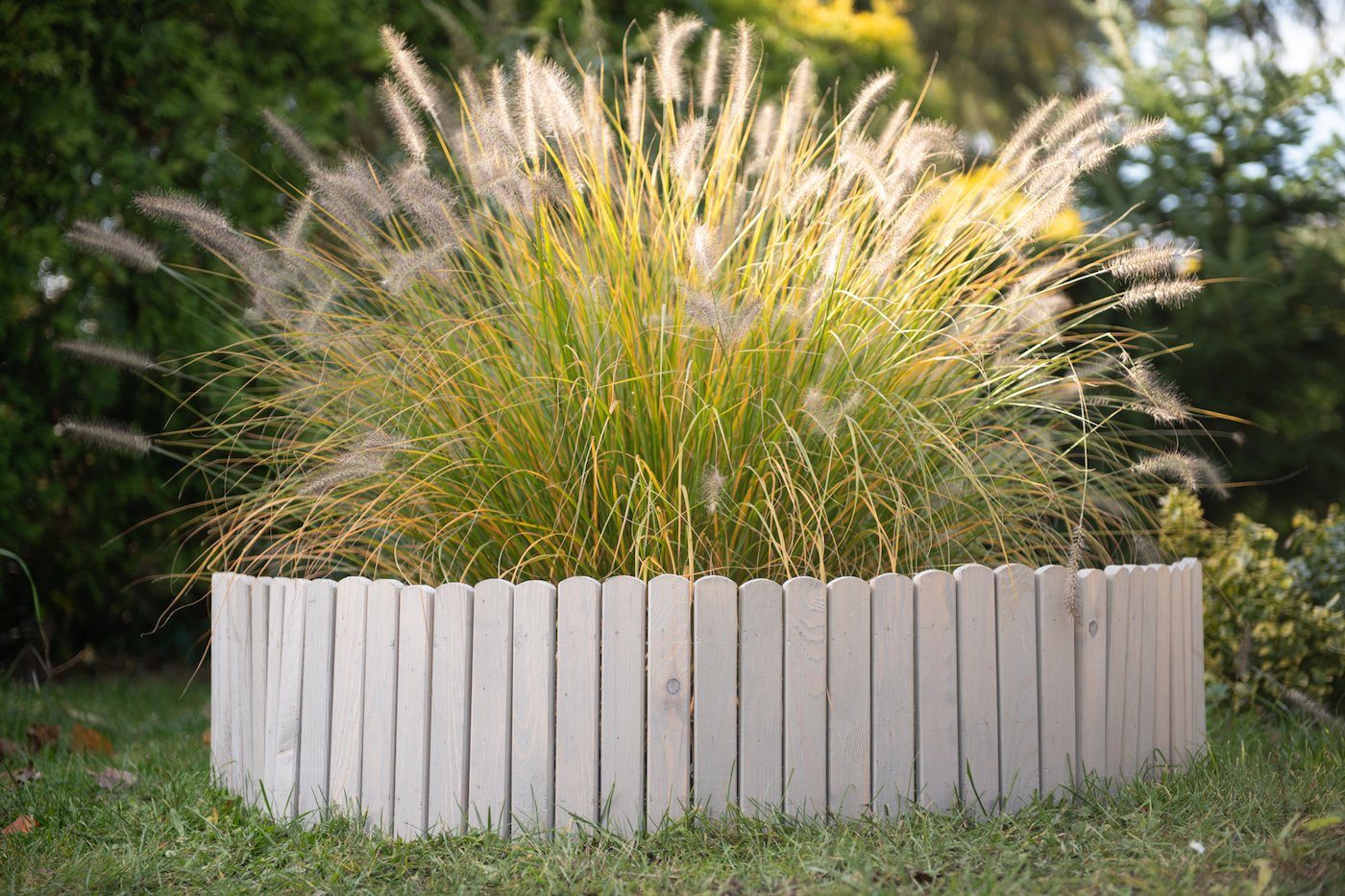 sunnypillow Holzzaun Flexibler Gartenzaun, Beeteinfassung Holz Beetumrandungen Zaun, Länge: 200cm Höhe: 10cm Farbe: Grau