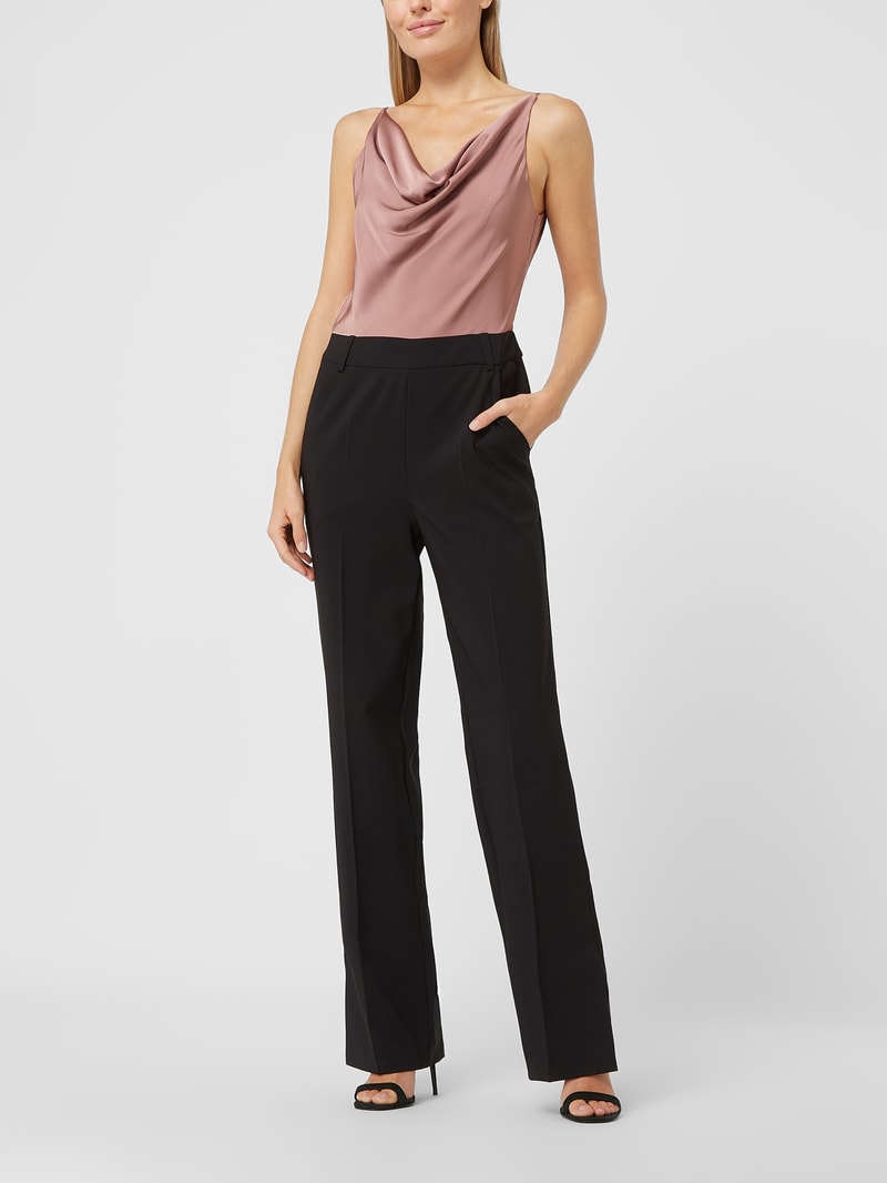 Jumpsuit mit Wasserfall-Ausschnitt in schwarz