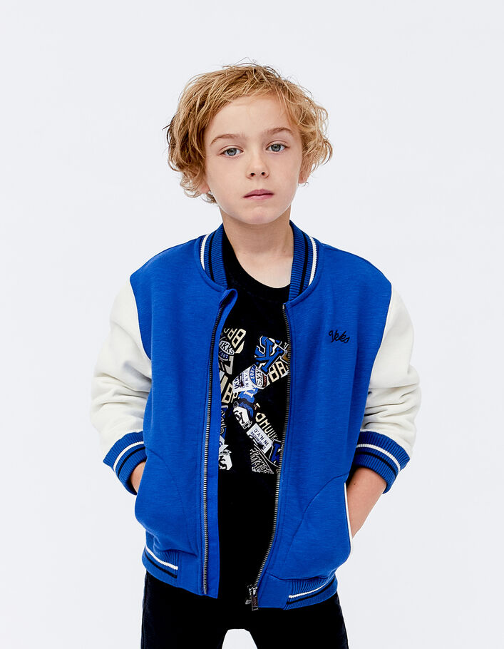 Cardigan-teddy bleu et écru maxi broderie dos garçon