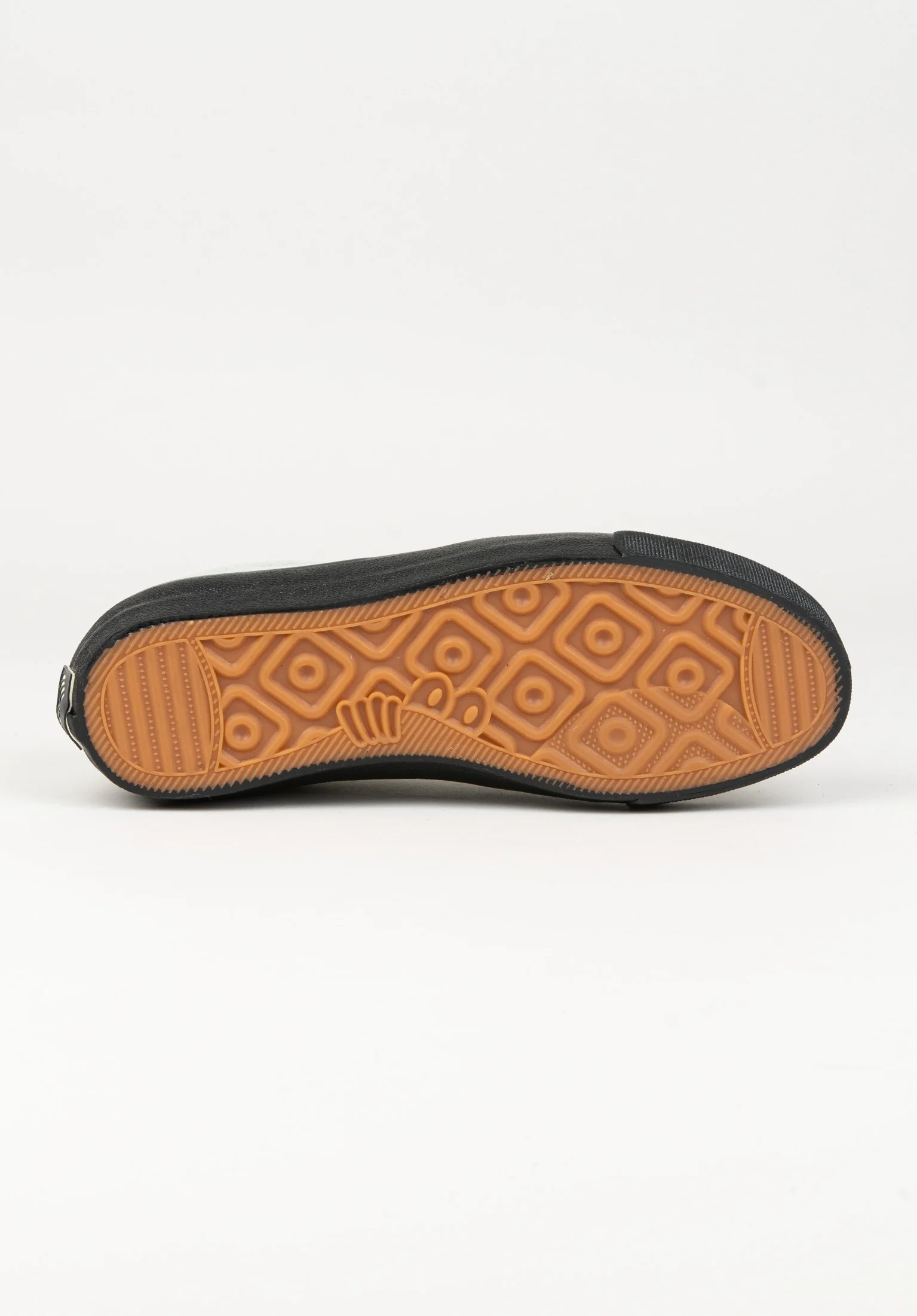 VM004 Milic Suede