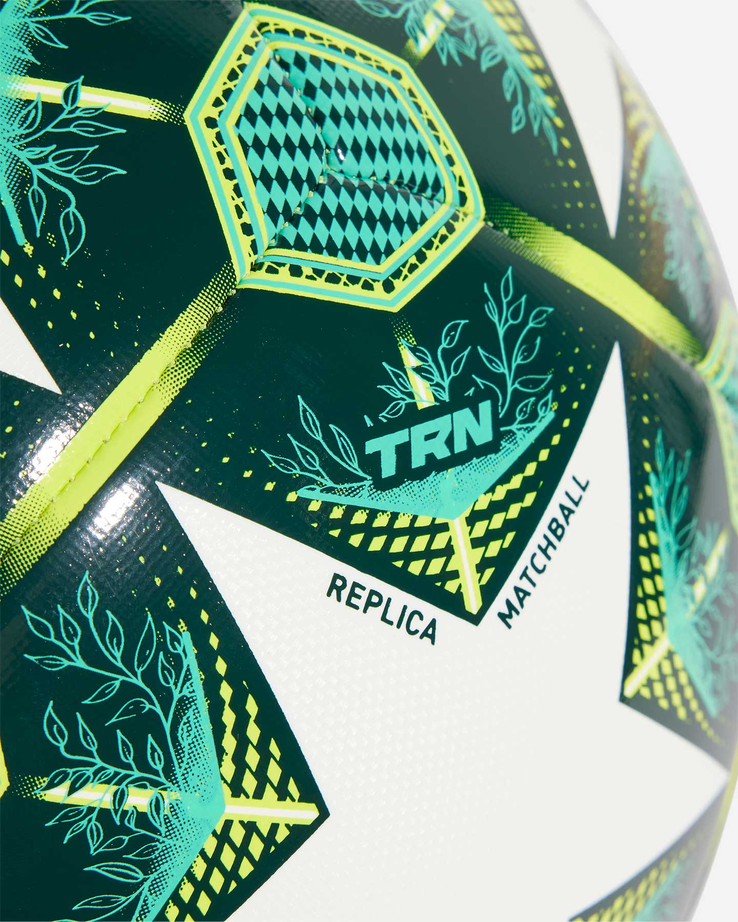 Futbalová lopta Adidas Ucl Trn Sz 5 JH1281 veľkosť 5