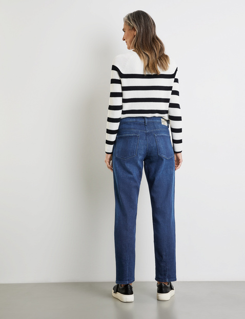 Jeans KIA꞉RA RELAXED FIT mit Washed-Out-Effekt