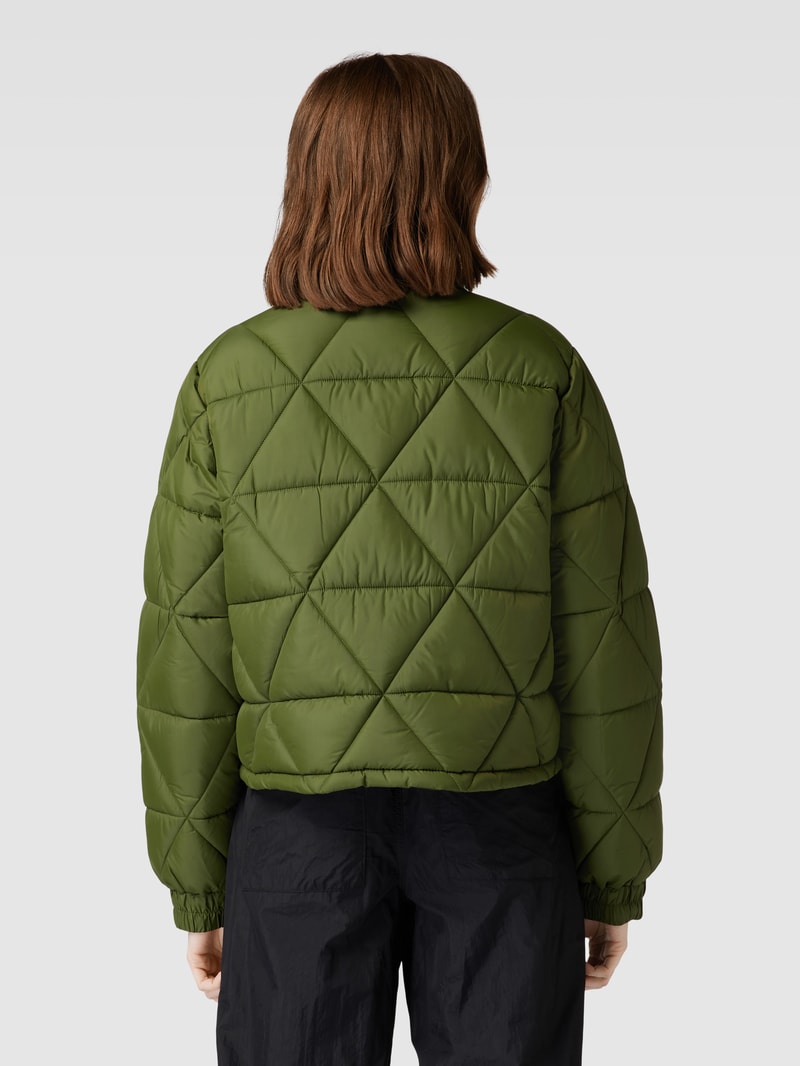Steppjacke mit Stehkragen Modell 'CARLA' in olivgrün