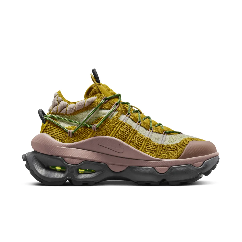 Nike Air Max Flyknit Venture WMNS Bronzine FD2110-700 / gelb