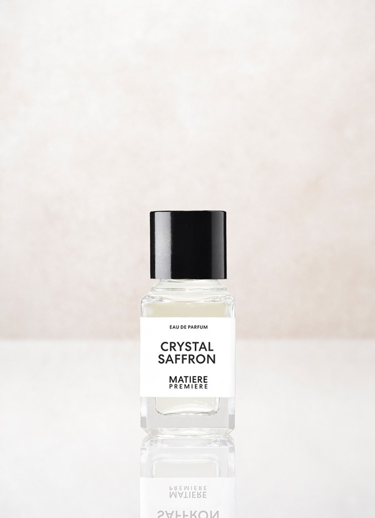Materii prime: sticla albastra, apa de parfum
