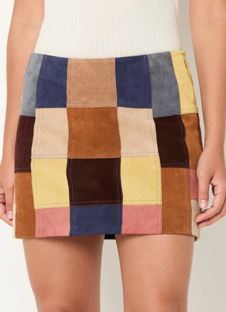 jupe mini en daim Rosalia de ba&sh avec patchwork