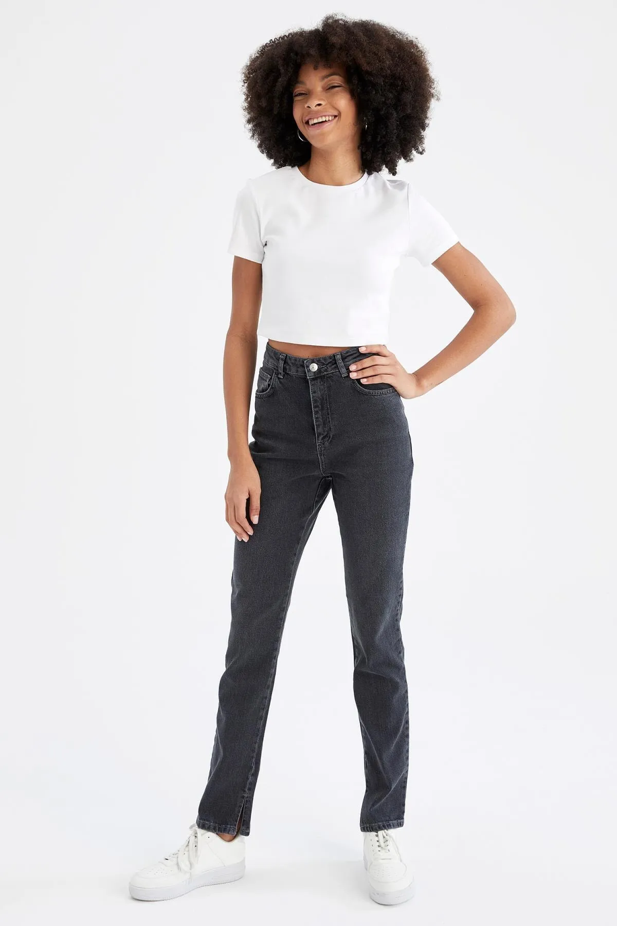 DeFacto  Slim-Jeanshose im Split-Fit mit hoher Taille und detailliertem Schlitz