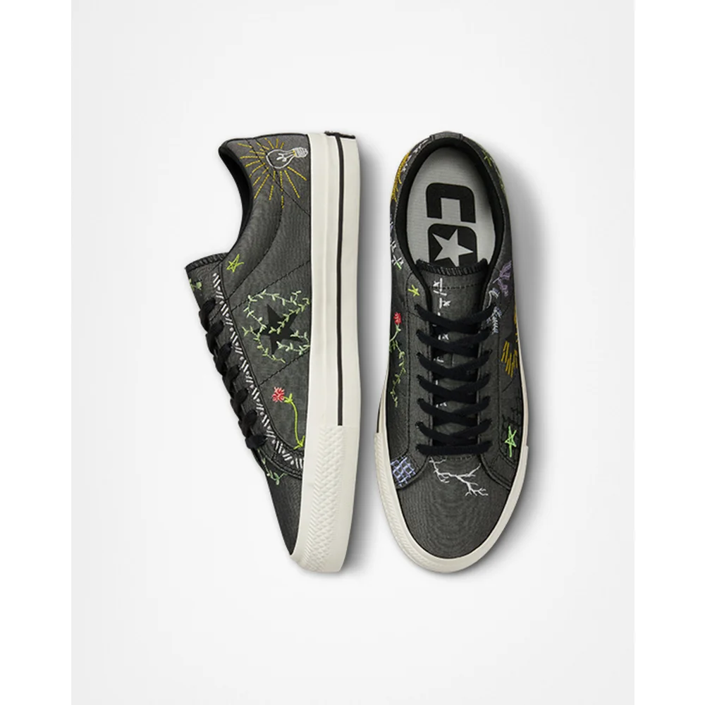 Converse One Star Embroidery A03666C / schwarz